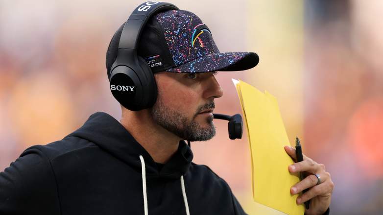Defensive coordinator Jesse Minter of the Los Angeles Chargers rejected the Browns and took the Ravens job.