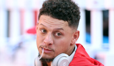 ‘Insane!’ Patrick Mahomes Reacts to Bill Belichick HoF Vote