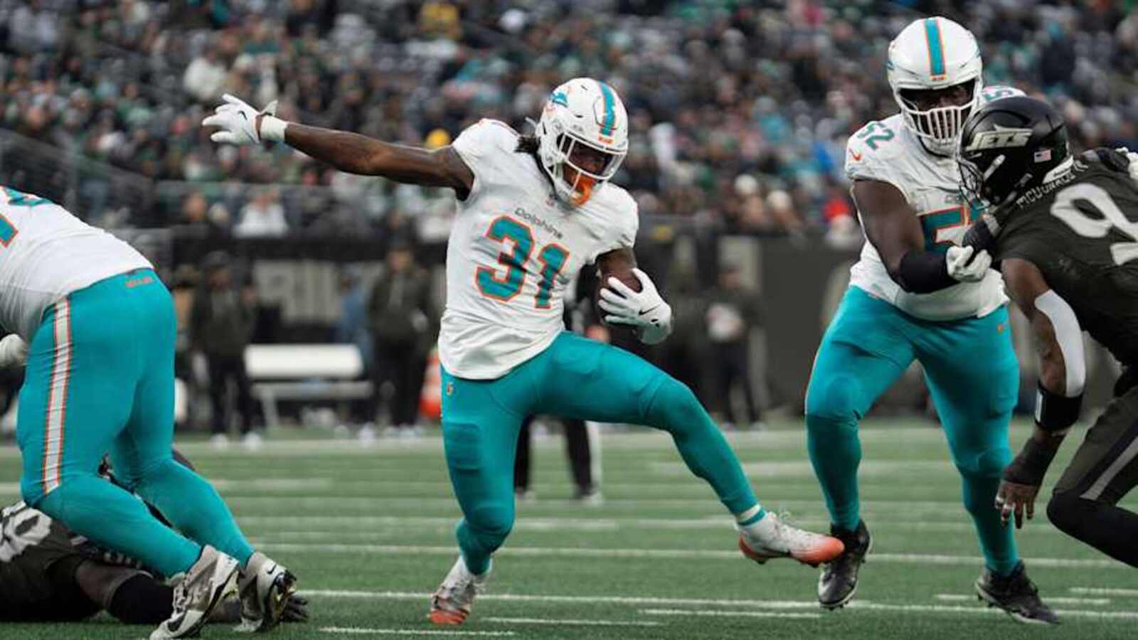 Could Dolphins Benefit from Division Dysfunction?