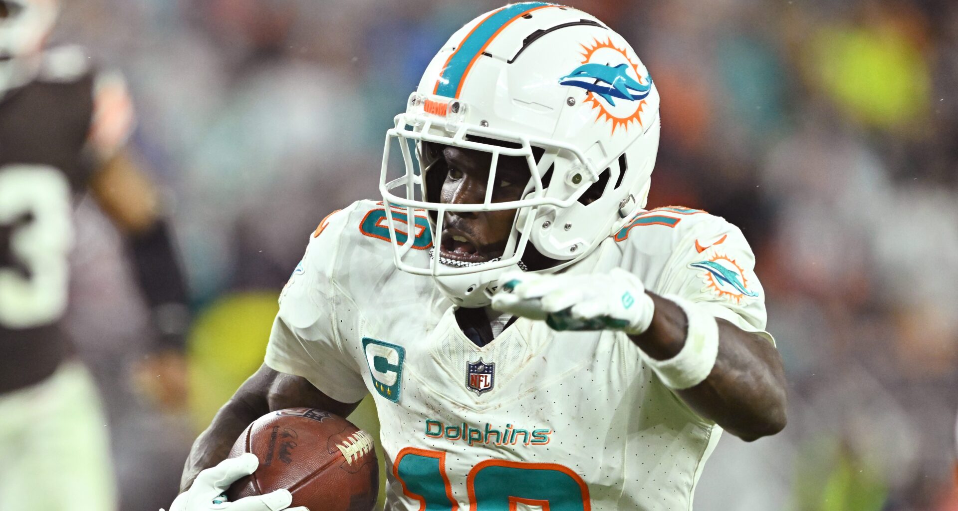 Dolphins Predicted to Sign All-Pro Playmaker Amid Tyreek Hill Uncertainty