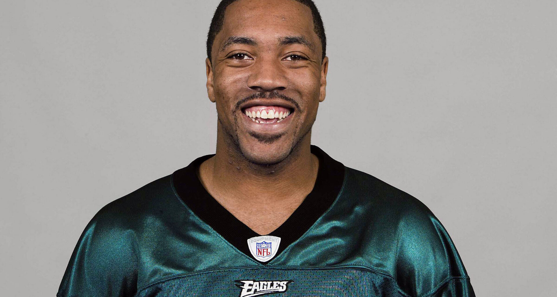 Two-Time Super Bowl Champion Greg Lewis Joins Titans