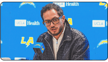 Chargers hire Mike McDaniel as new offensive coordinator