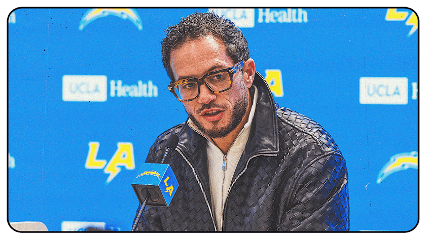 Chargers hire Mike McDaniel as new offensive coordinator