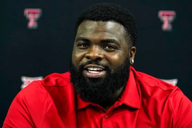 NCAA, College League, USA Football: Big 12 Media Days Jul 8, 2025 Frisco, TX, USA Texas Tech defensive lineman Lee Hunter answers questions from the media during 2025 Big 12 Football Media Days at The Star. Frisco The Star TX USA, EDITORIAL USE ONLY PUBLICATIONxINxGERxSUIxAUTxONLY Copyright: xRaymondxCarlinxIIIx 20250708_rtc_cb2_1827
