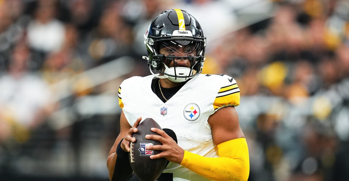 Pittsburgh Steelers urged to reunite with Justin Fields