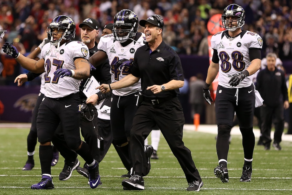 NEW ORLEANS, LA - FEBRUARY 03:  Head coach John Harbaugh of the Baltimore Ravens reacts along with Ray Rice #27, Vonta Leach #44 and Dennis Pitta #88 against the San Francisco 49ers during Super Bowl XLVII at the Mercedes-Benz Superdome on February 3, 2013 in New Orleans, Louisiana.