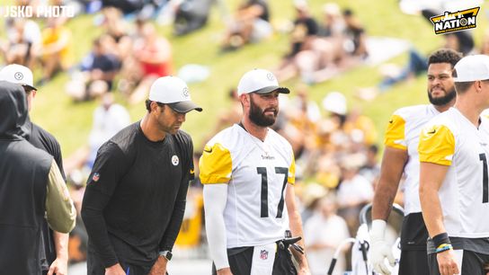 Steelers Skylar Thompson Tom Arth