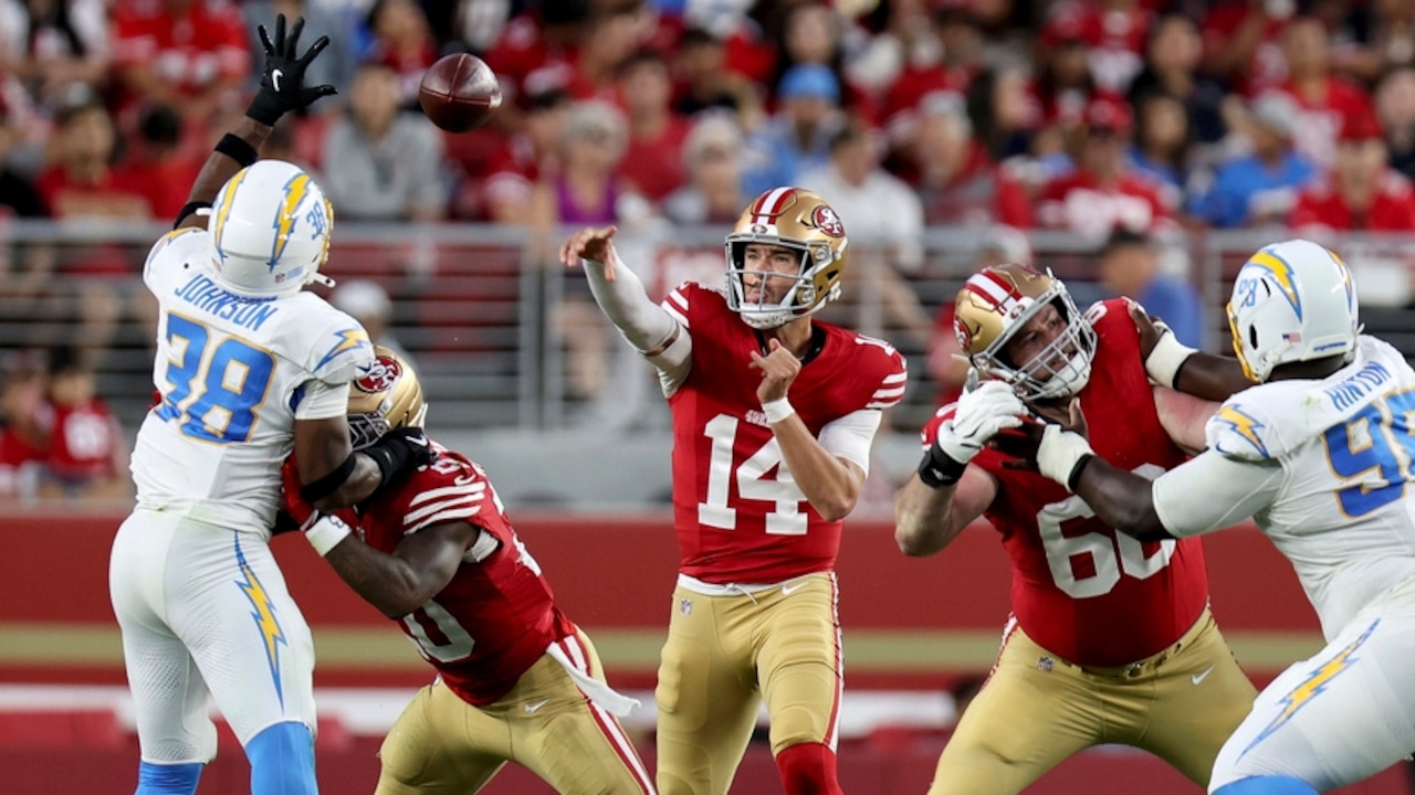 Former USA QB re-signs with Jacksonville Jaguars: ‘He’s a stud’