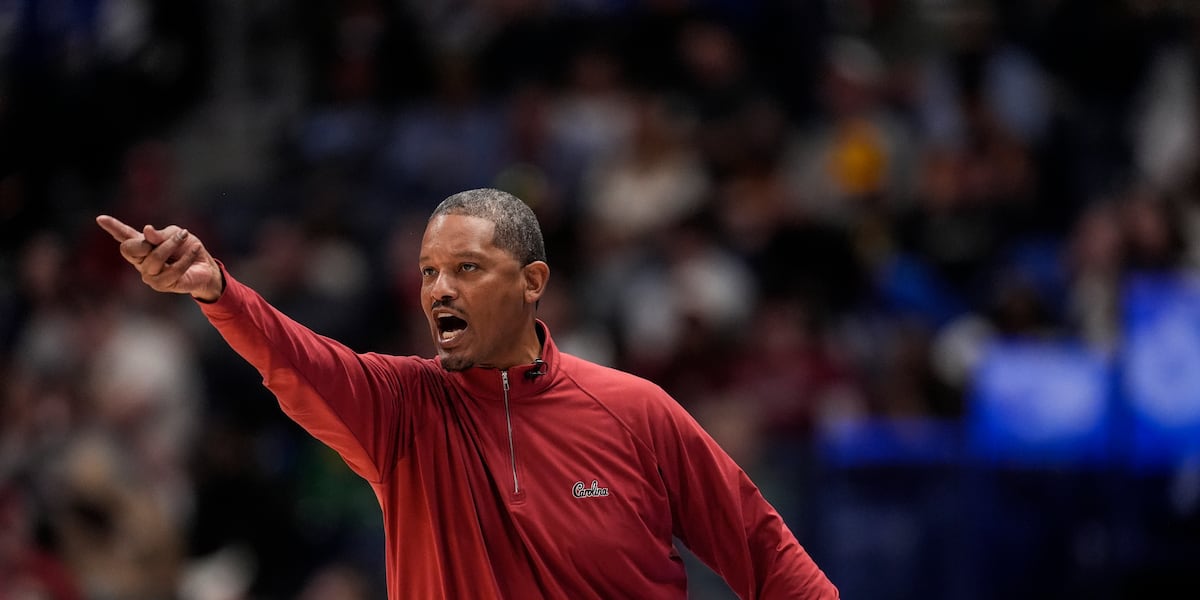 Gamecocks Late Rally Comes Up Shy at Auburn