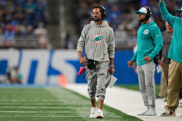 From Super Bowl runs to Detroit? Former Miami Dolphins HC Mike McDaniel interviews for Lions OC job