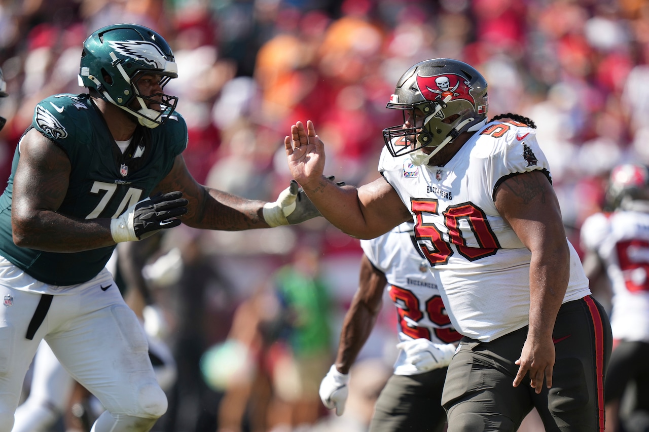 A photo of Vita Vea.
