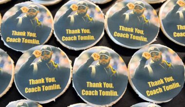 Oakmont Bakery selling cookies celebrating Mike Tomlin's career with the Steelers