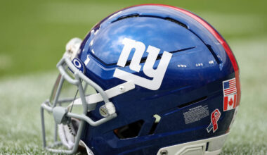 Giants' Head Coaching Candidates Include Former Player: Report