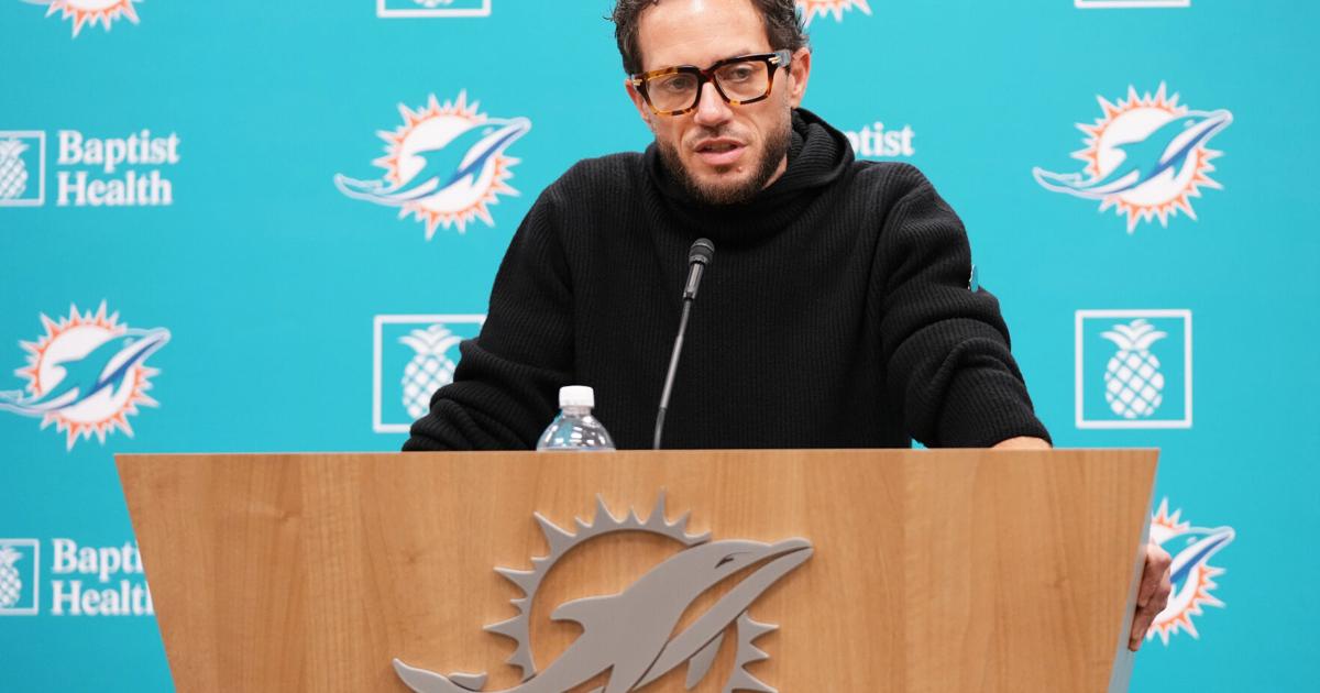 Raiders interview Mike McDaniel as coaching search heats up | National Sports