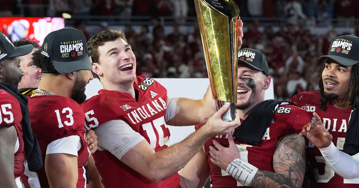 NCAA Football:Indiana completes undefeated season and wins first national title, beating Miami 27-21 in CFP final | Sports