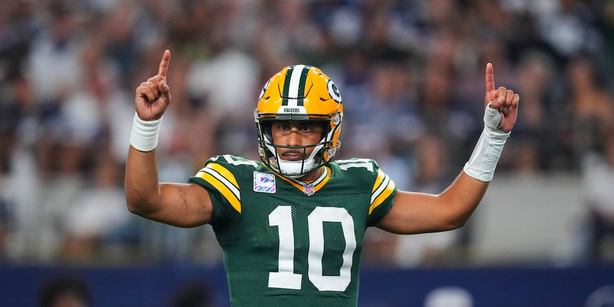 Green Bay Packers offer giveaways, contests for fans ahead of playoff run