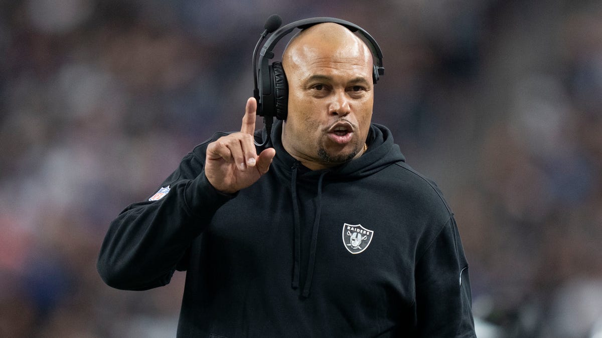 Interview list includes Antonio Pierce, Mike McCarthy