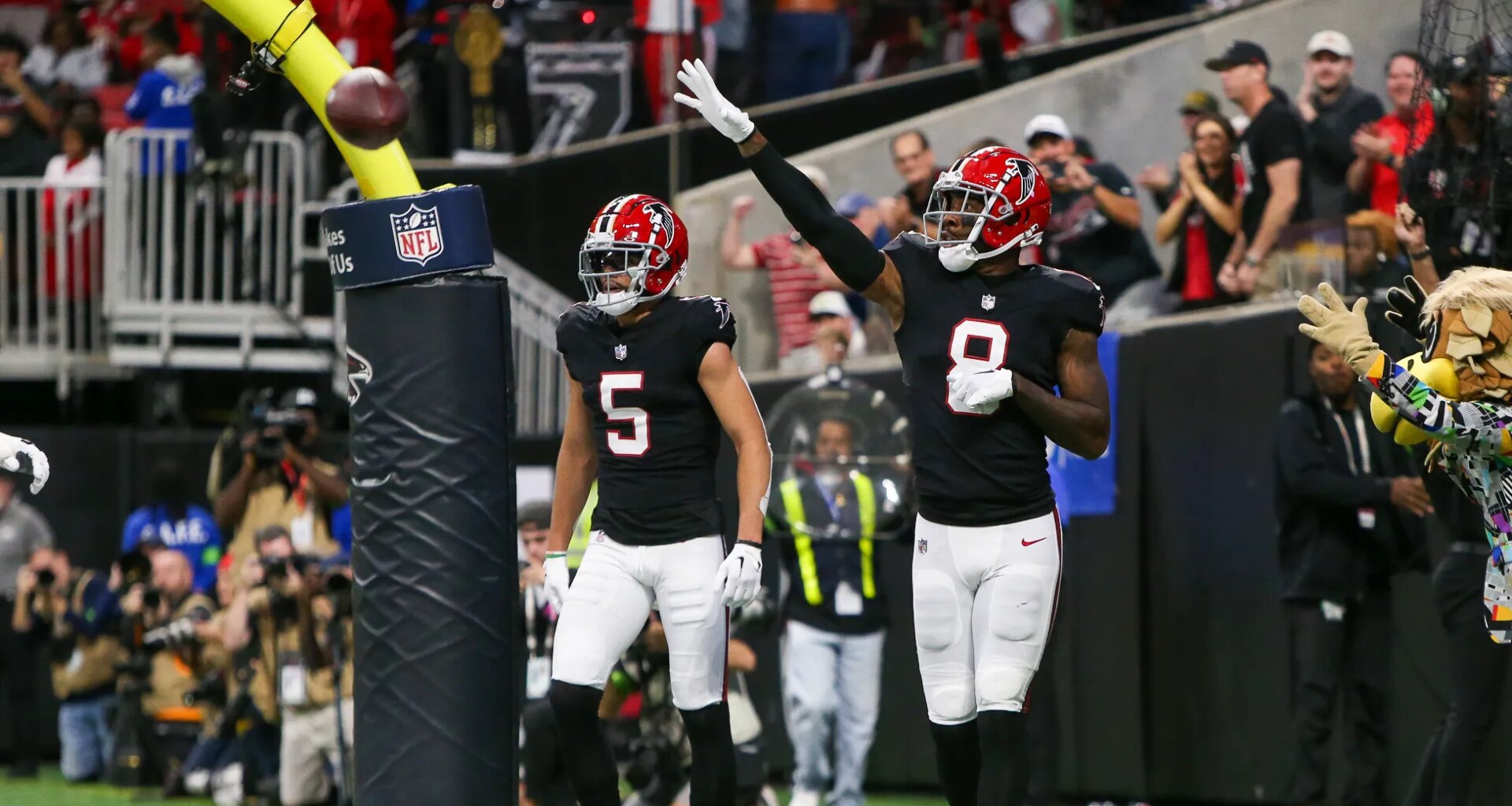 Could Kyle Pitts be a free-agent target?