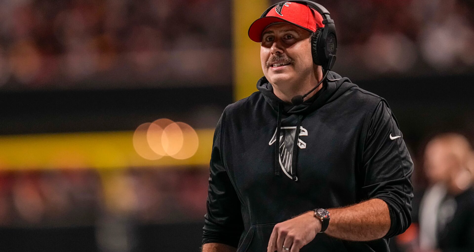 NFL insider links 5 OC candidates to Titans