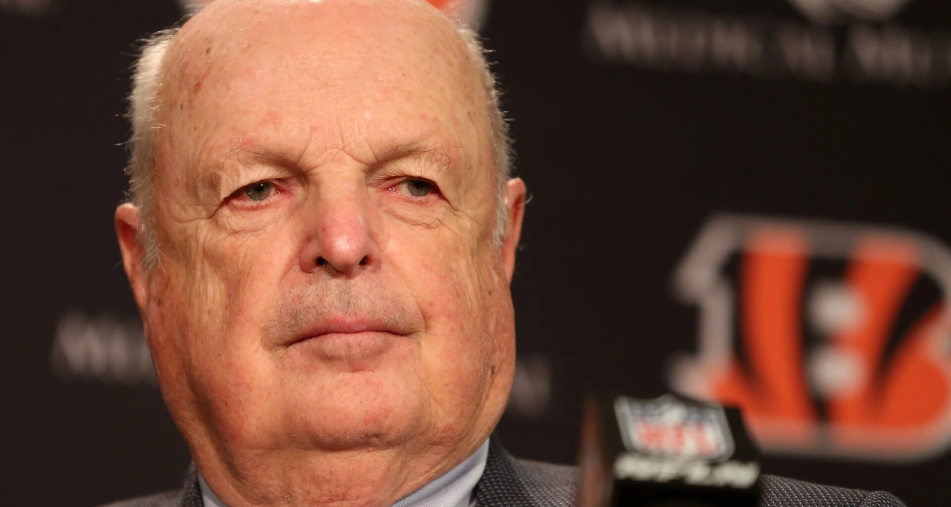 Bengals celebrity fan releases song asking Mike Brown to sell team