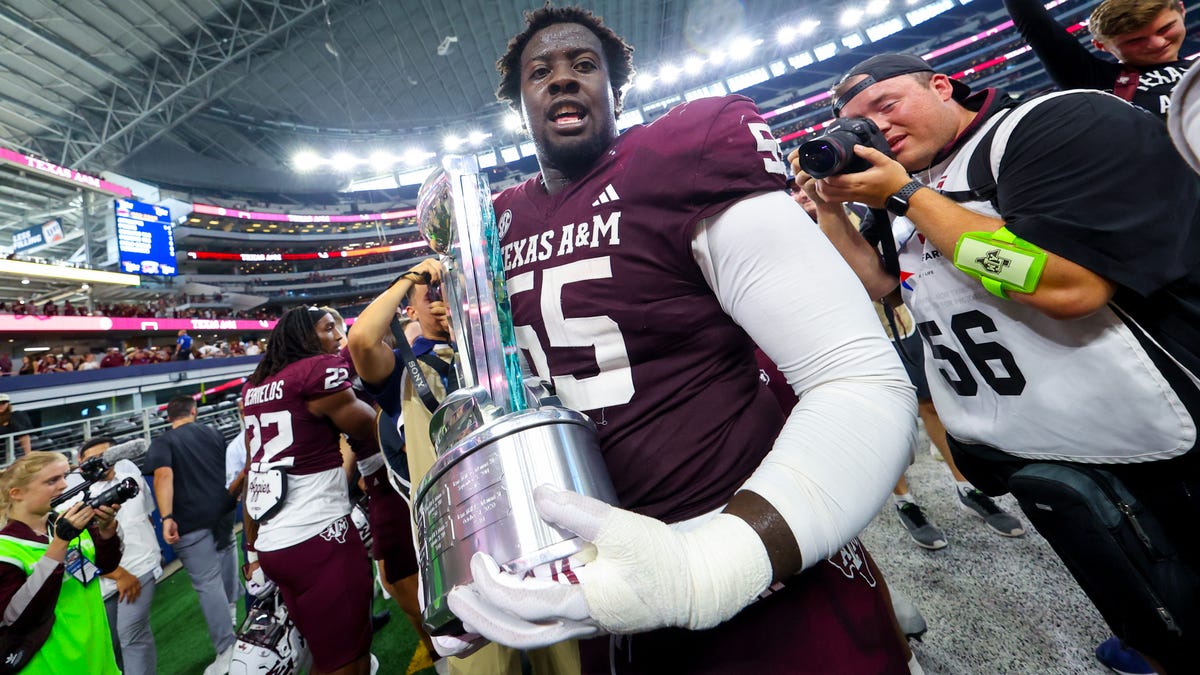 Aggie OG Ar'maj Reed-Adams officially declares for the 2026 NFL Draft