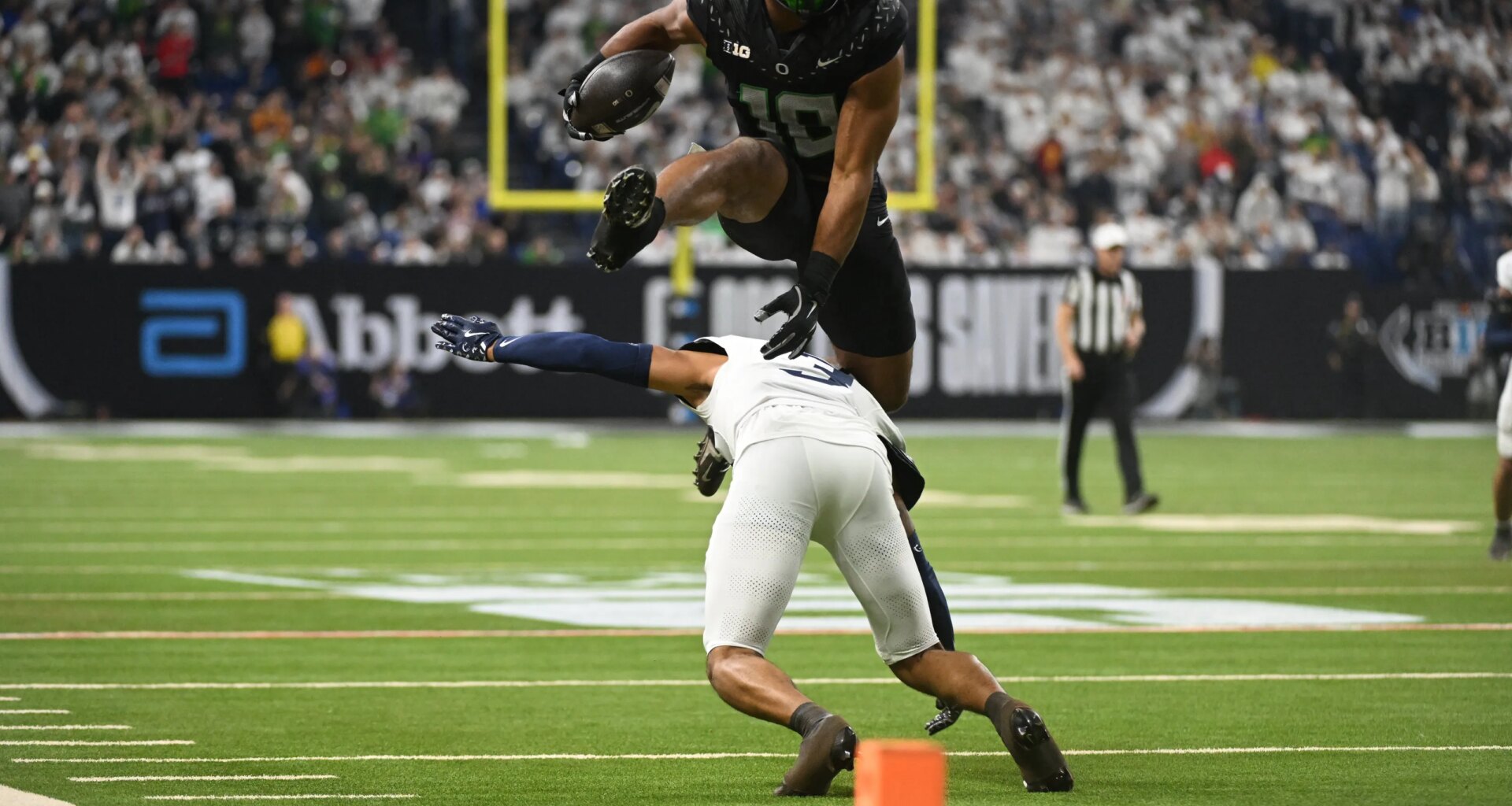 Oregon highlights latest mock draft for the Tampa Bay Buccaneers