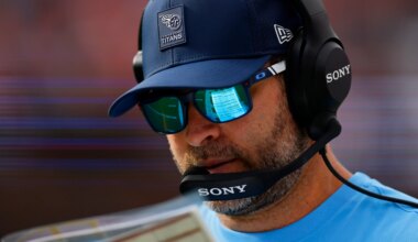 Ex-head coach interviews with Los Angeles Chargers