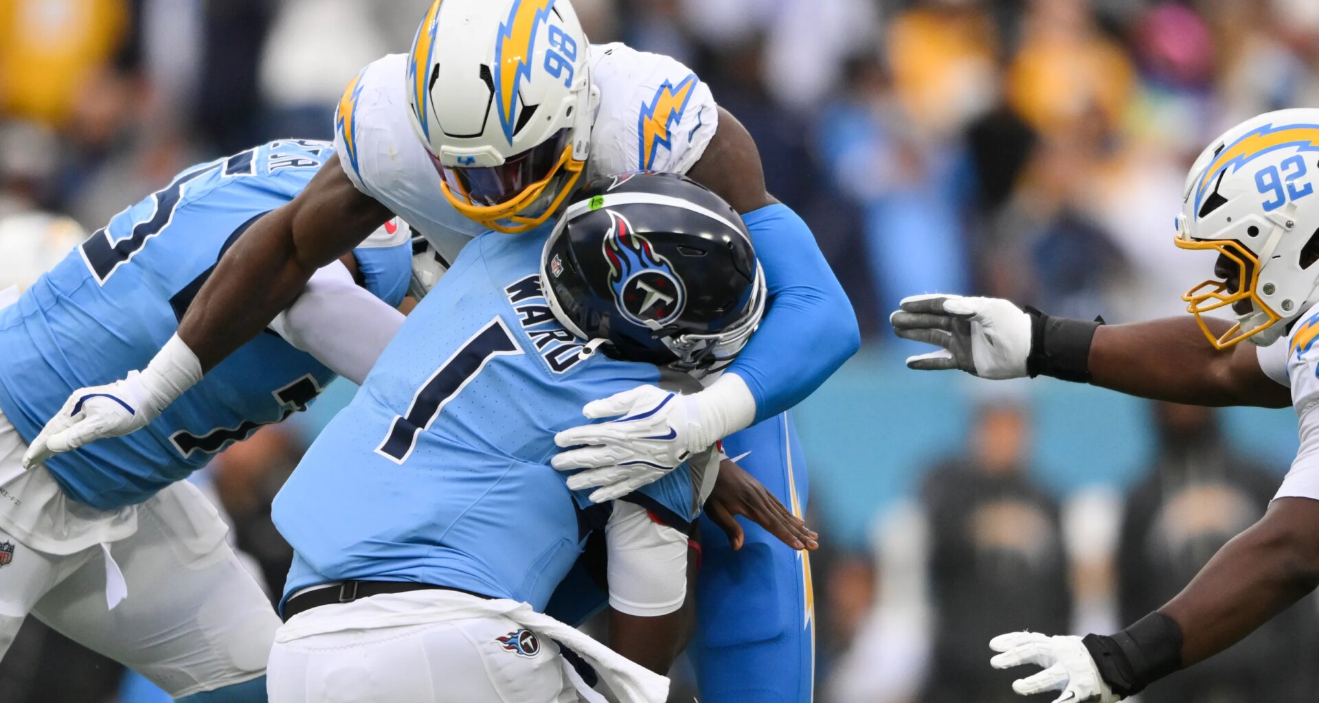 Analyst predicts Titans to land impact edge rusher in free agency