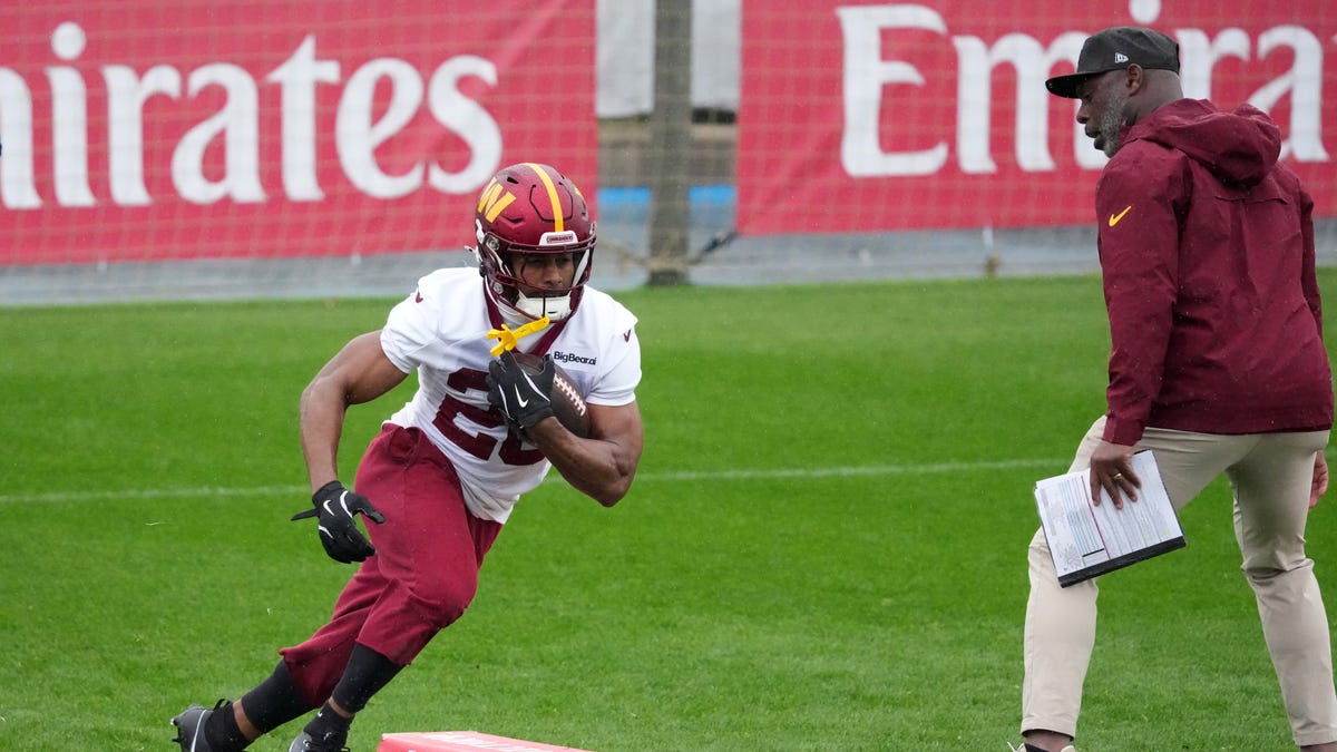 Dolphins poach young RB from practice squad