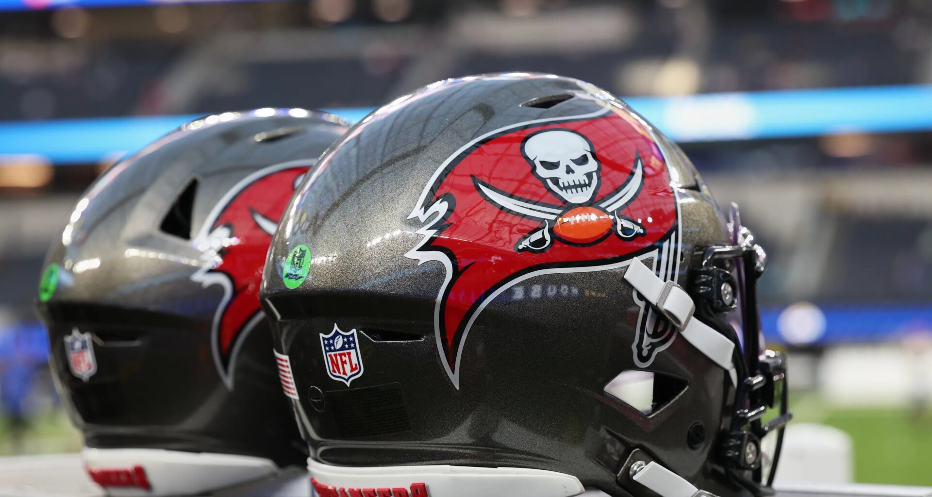 Bucs looking at a former HC for their offensive coordinator role