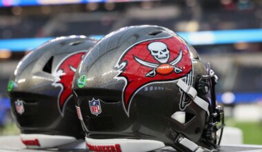 Bucs looking at a former HC for their offensive coordinator role