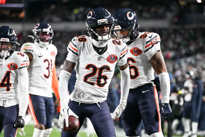 Nov 28, 2025; Philadelphia, Pennsylvania, USA; Chicago Bears cornerback Nahshon Wright (26) celebrates after recovering a fumble against the Philadelphia Eagles during the third quarter of the game at Lincoln Financial Field. Mandatory Credit: Eric Hartline-Imagn Images