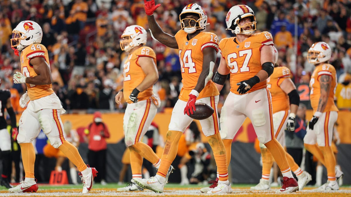 Analyst wishes Chris Godwin was somewhere else for the 2025 season