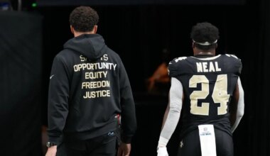 Devin Neal player props odds, tips and betting trends for Week 9