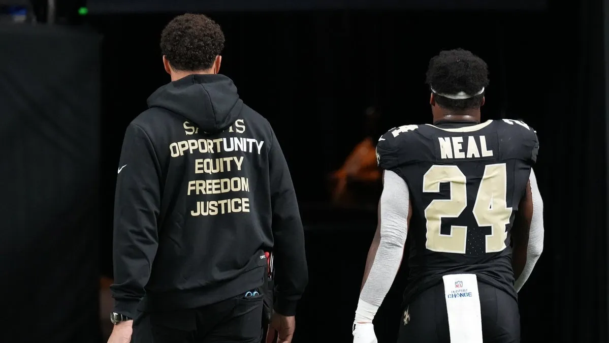 Devin Neal player props odds, tips and betting trends for Week 9