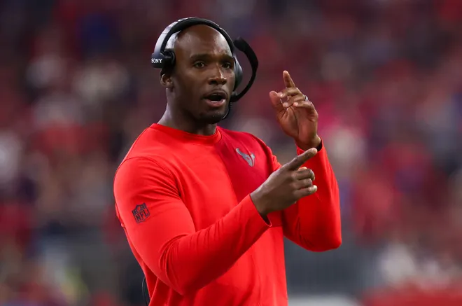 Nov 20, 2025; Houston, Texas, USA;Houston Texans head coach DeMeco Ryans coaches against the Buffalo Bills in the second half at NRG Stadium. Mandatory Credit: Thomas Shea-Imagn Images