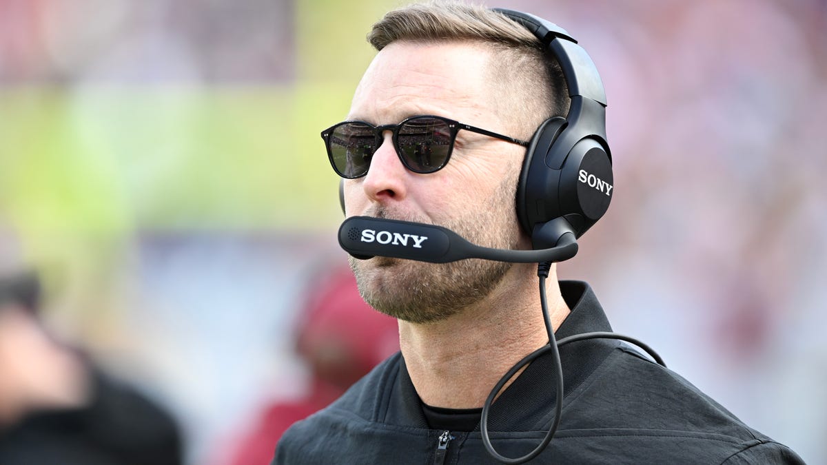Giants, Titans to interview Kliff Kingsbury