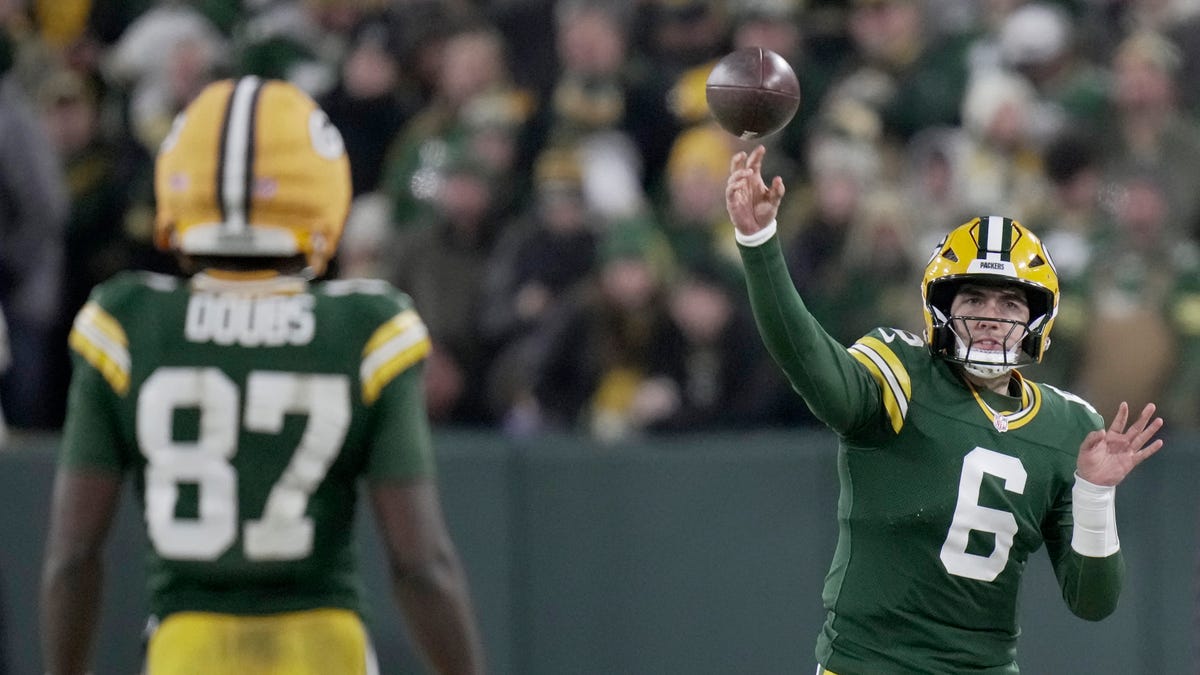 What's the Packers' QB depth chart? Jordan Love, Malik Willis status