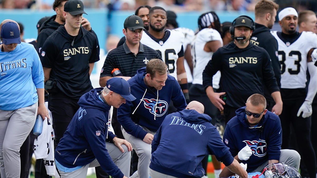 Gunnar Helm, Kevin Zeitler did not participate