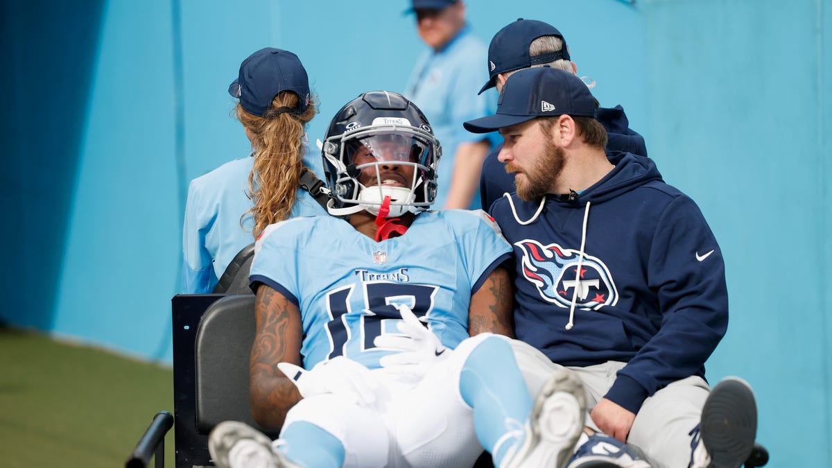 Gunnar Helm, Amani Hooker do not participate