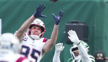 Hunter Henry injury update, status vs. Dolphins in Week 18