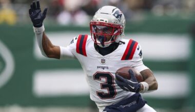 Demario Douglas injury update, status vs. Dolphins in Week 18