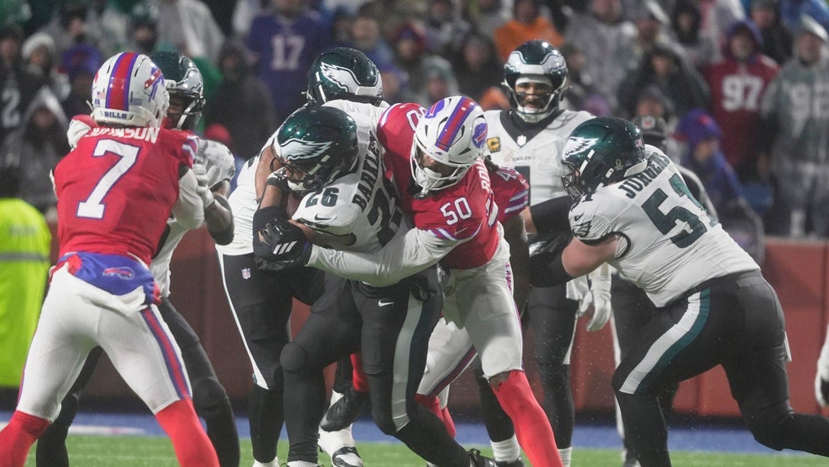 Eagles vs. Commanders spread, line, over/under