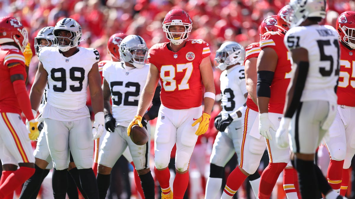 What time do Chiefs play on Sunday? How to watch Chiefs vs. Raiders