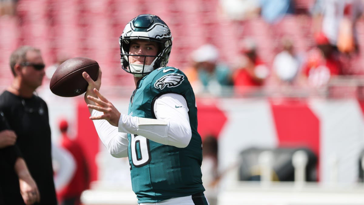 Commanders at Eagles odds, picks and predictions