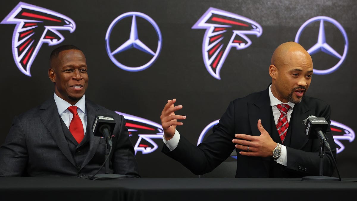 NFL insiders on Raheem Morris' job status