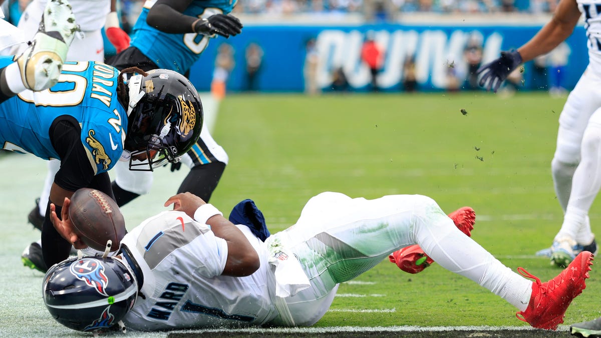 Titans, Mike McCoy give shoulder update