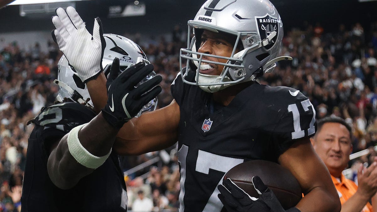 Las Vegas Raiders to pick first, top 18 selections set