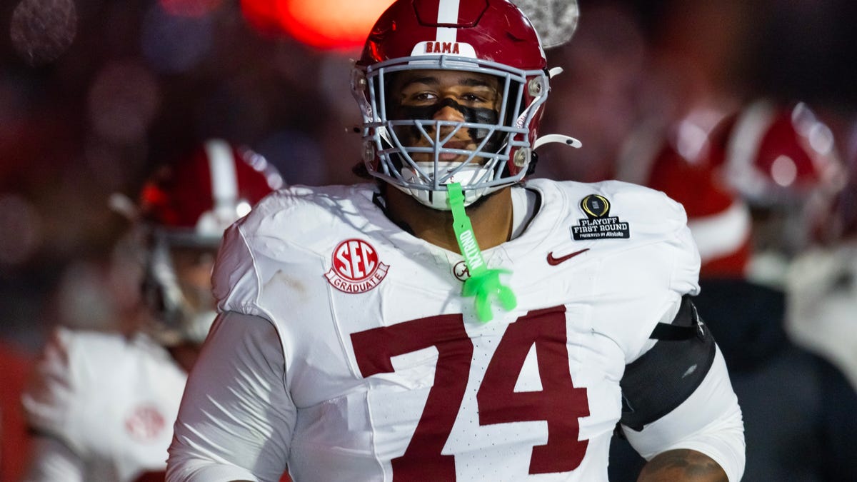Alabama football lineman Kadyn Proctor declares for 2026 NFL draft
