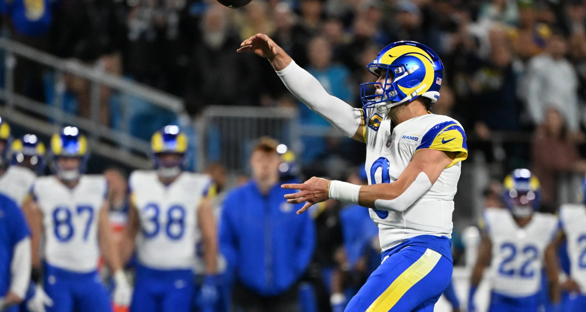 Rams will face Bears in divisional round